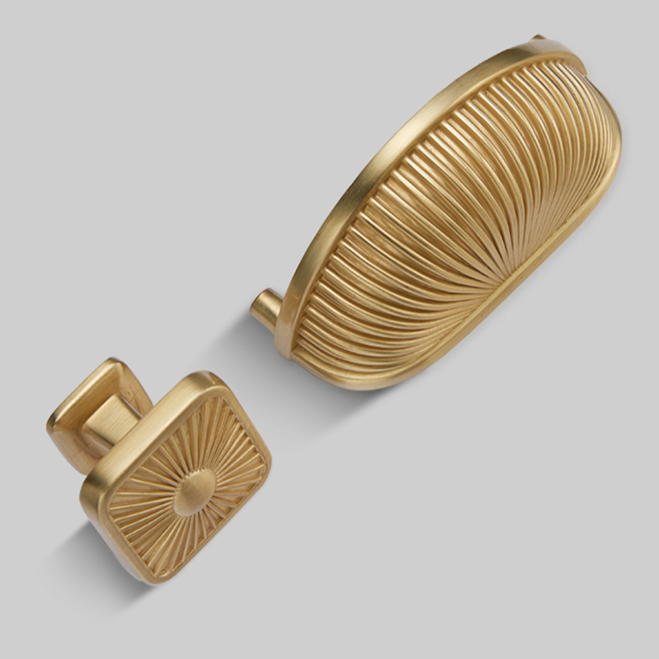 Goa Knob in Brushed Brass